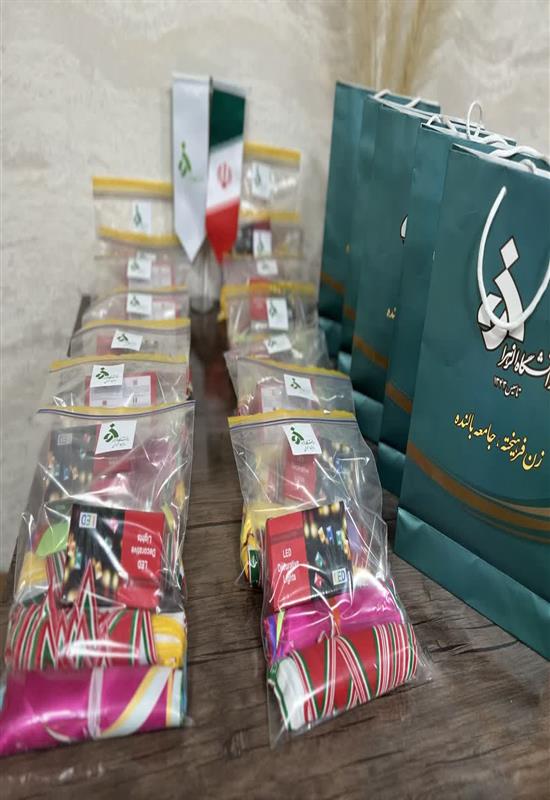 اهدای بسته های مناسبتی و فضاسازی محیطی در دانشگاه الزهرا (س)
